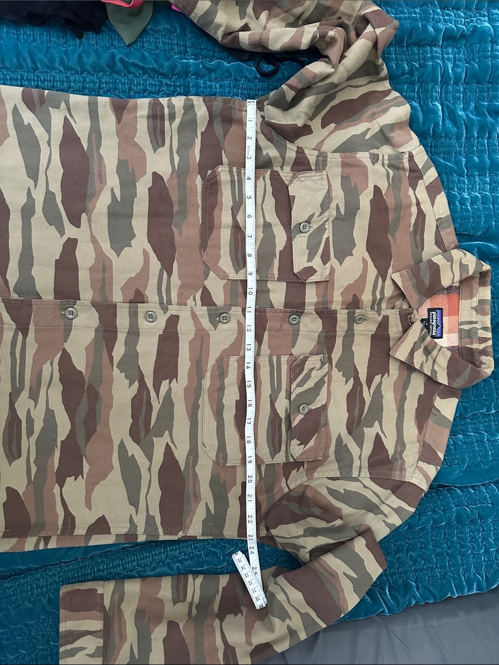 Patagonia Men's Camo Button-Up Flannel - Olive Green & Brown - Picture 6 of 6